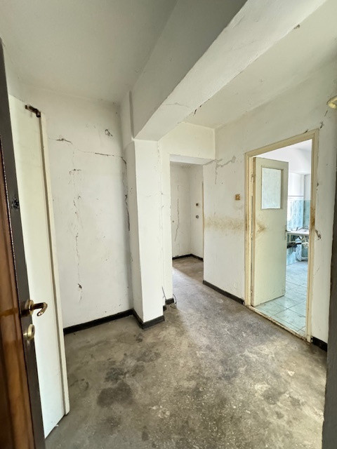 Apartament 2 camere de vanzare, ultracentral, B-dul Republicii, Barlad 