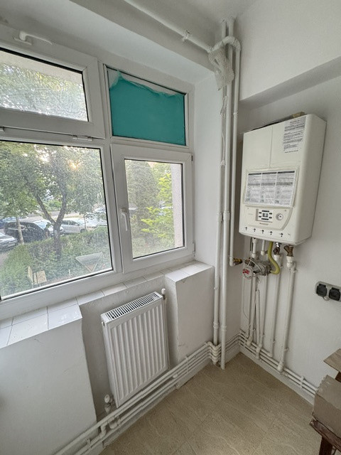 Apartament 2 camere de vanzare, ultracentral, str. Trandafirilor, Bacau