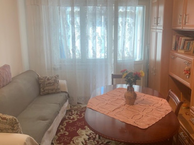 Apartament de vanzare 2 camere, str. Bucegi, Bacau