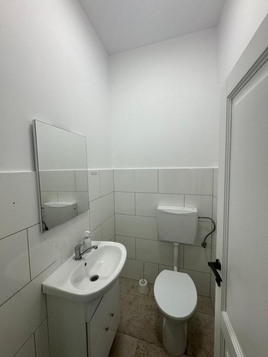 Spatiu comercial 100 mp de inchiriat, str. Logofat Tautu, Bacau