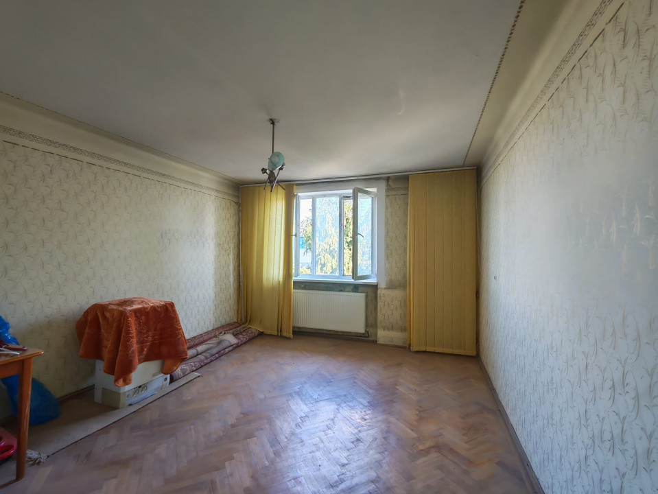 Apartament 2 camere decomandate Banca Nationala