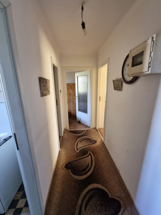 Apartament 2 camere decomandate Banca Nationala