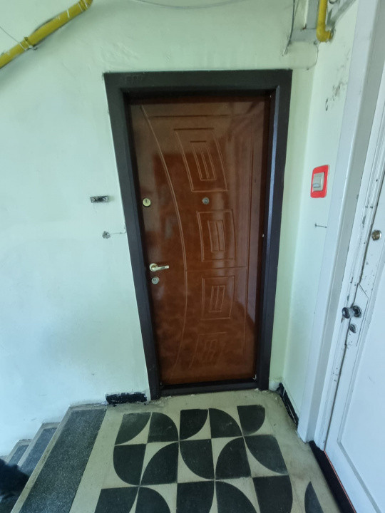 Apartament 2 camere decomandate Banca Nationala