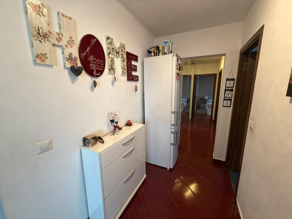 3 Camere decomandate mobilat, utilat