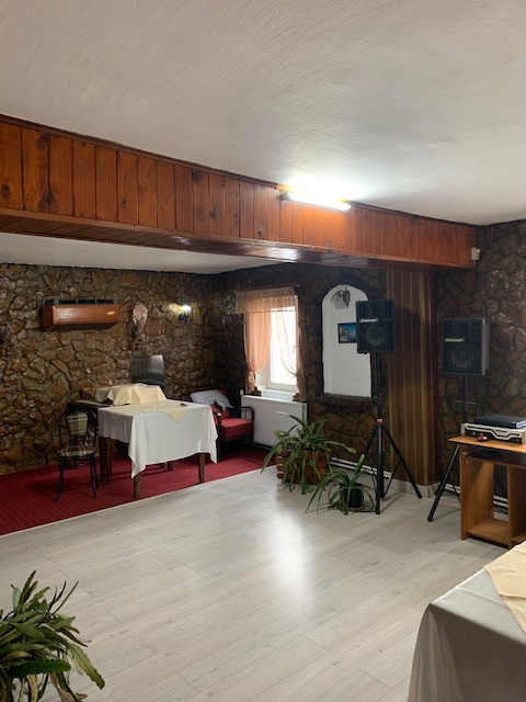 Restaurant pensiune de vanzare, loc. Margineni jud. Bacau